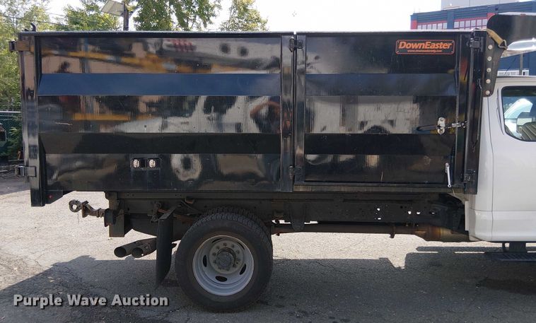 image for item EV5208 2019 Ford F550 SuperCab dump truck