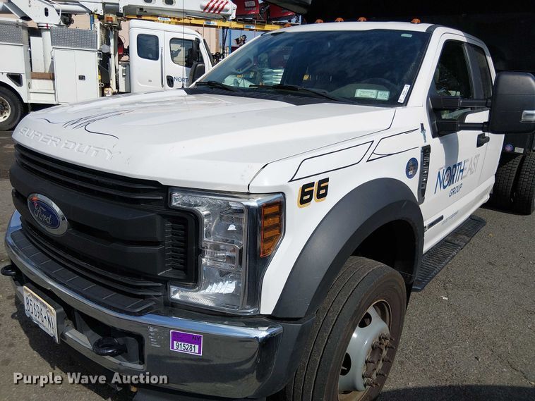 image for item EV5208 2019 Ford F550 SuperCab dump truck