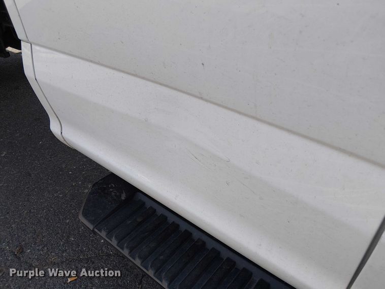 image for item EV5208 2019 Ford F550 SuperCab dump truck