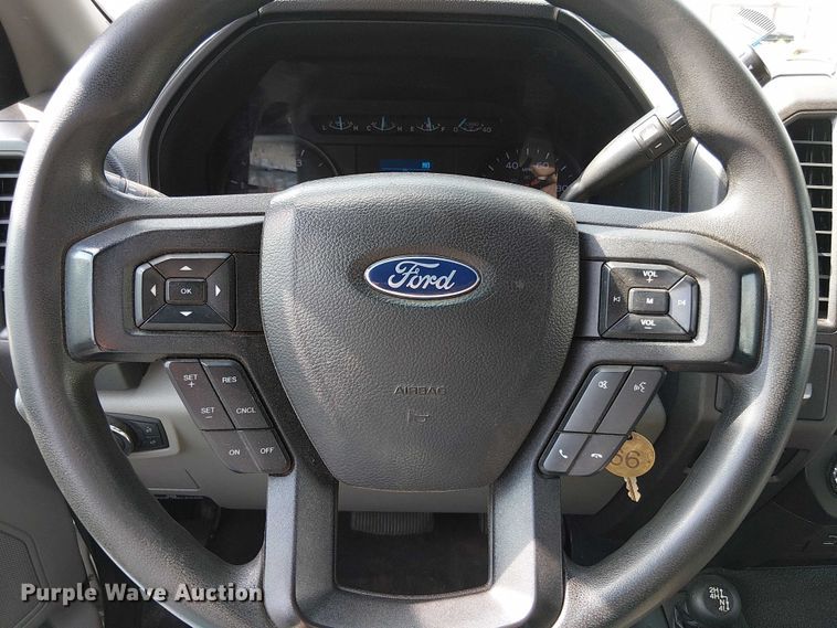 image for item EV5208 2019 Ford F550 SuperCab dump truck