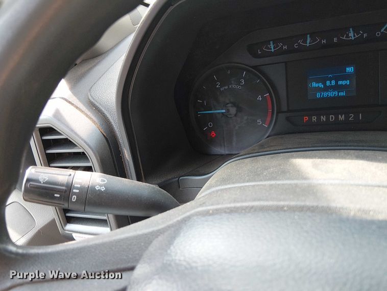 image for item EV5208 2019 Ford F550 SuperCab dump truck