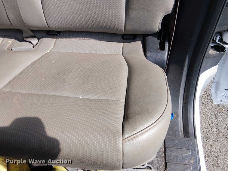 image for item EV5208 2019 Ford F550 SuperCab dump truck