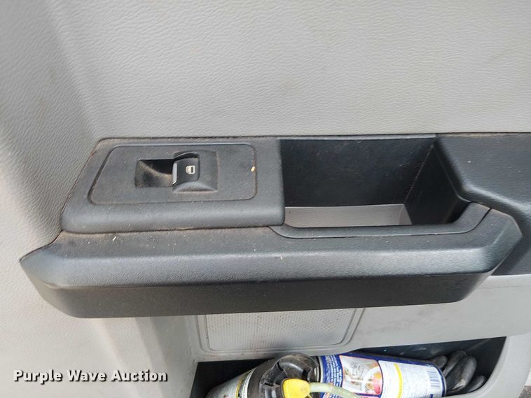 image for item EV5208 2019 Ford F550 SuperCab dump truck