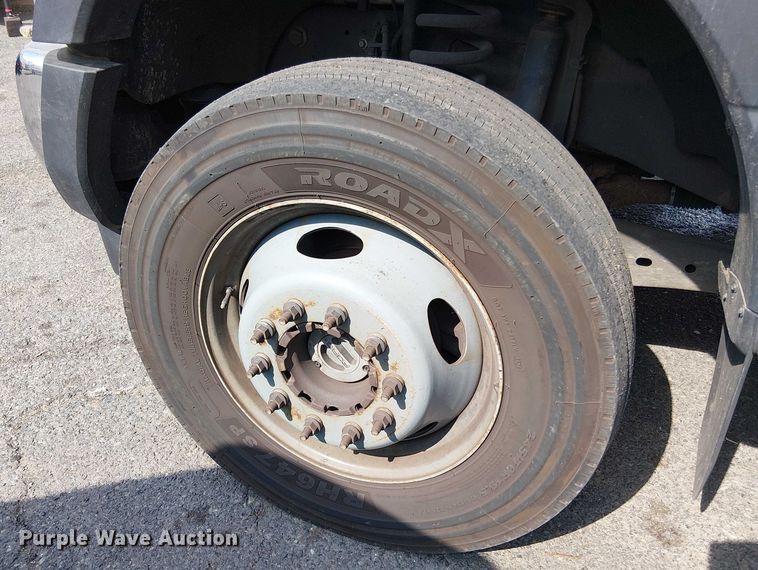 image for item EV5208 2019 Ford F550 SuperCab dump truck