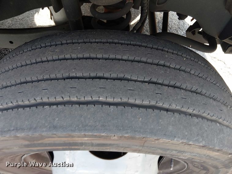 image for item EV5208 2019 Ford F550 SuperCab dump truck