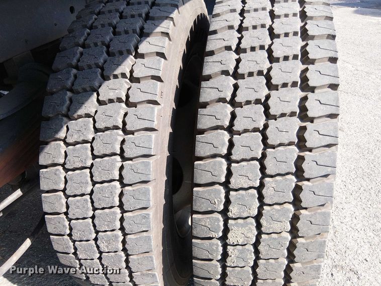 image for item EV5208 2019 Ford F550 SuperCab dump truck