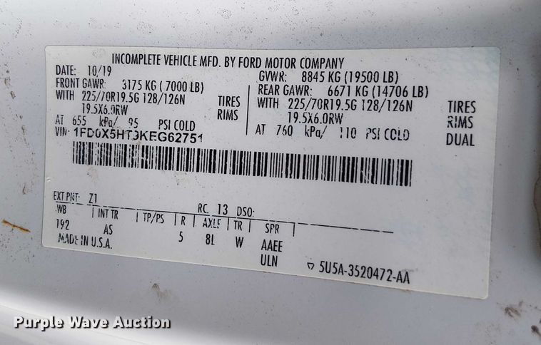 image for item EV5208 2019 Ford F550 SuperCab dump truck