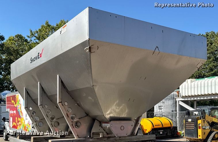 image for item EV5211 SnowEx Helixx spreader