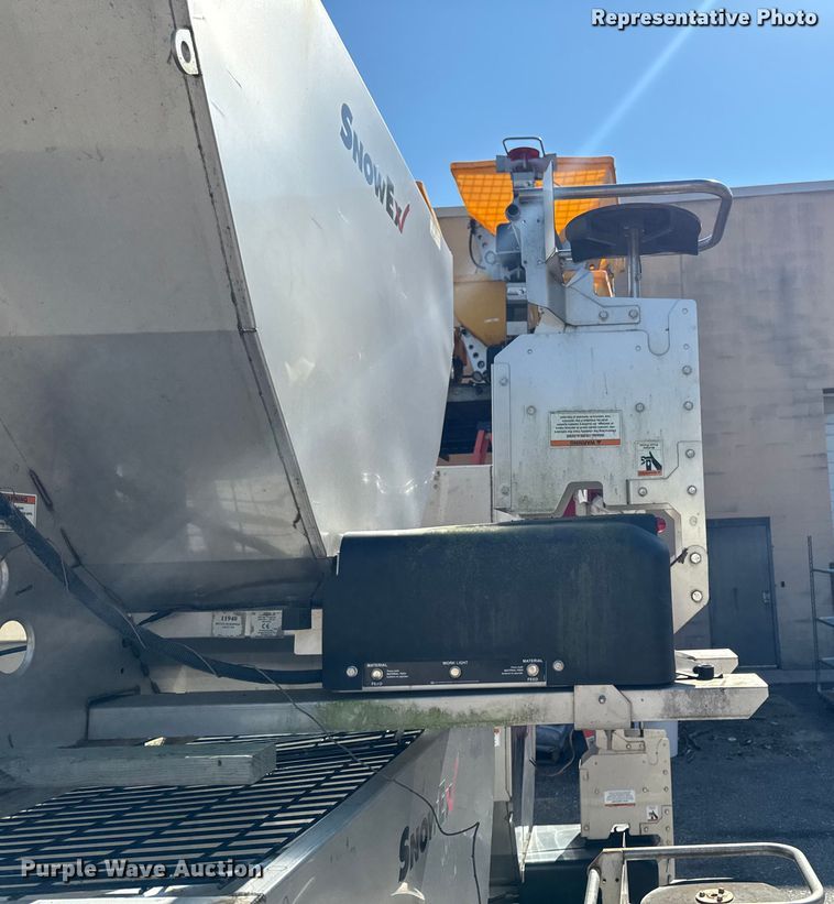 image for item EV5211 SnowEx Helixx spreader