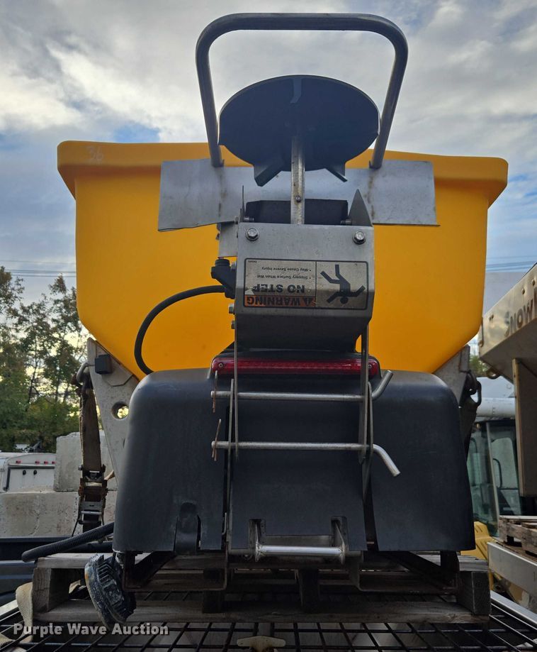 image for item EV5219 SnowEx spreader