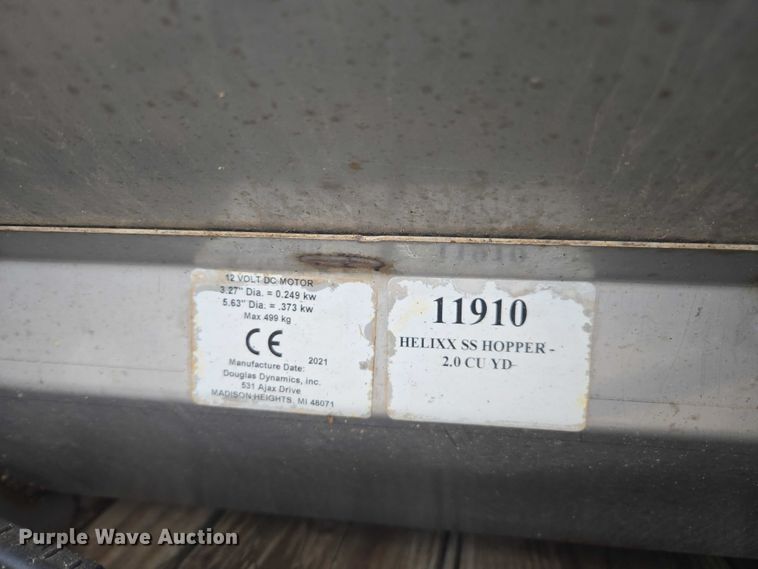 image for item EV5220 (2) SnowEx Helixx SS spreaders