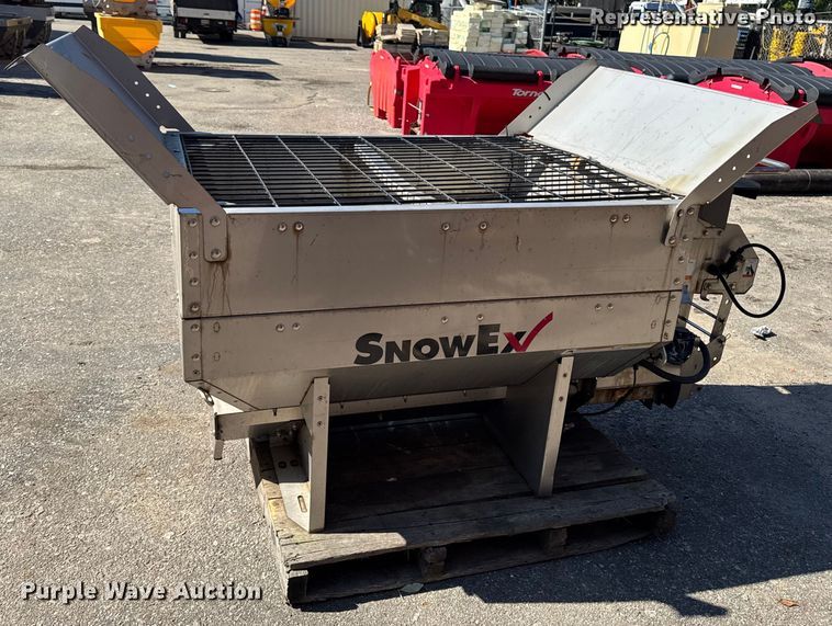image for item EV5222 SnowEx spreader