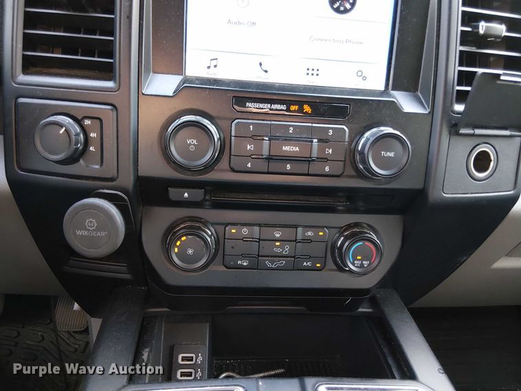 image for item EV5225 2017 Ford F150 SuperCrew pickup truck