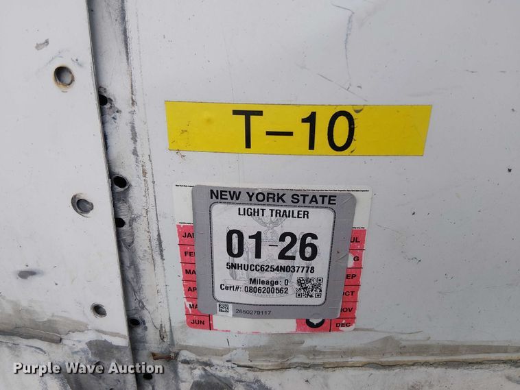 image for item EV5226 2004 Continental Cargo enclosed cargo trailer