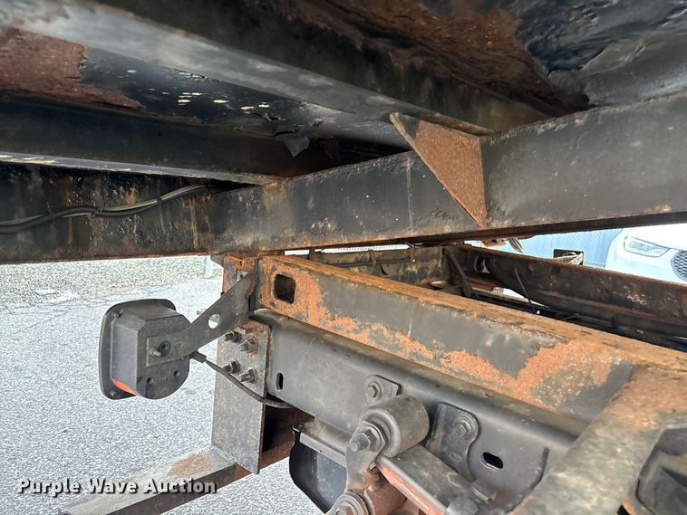 image for item EV5229 2016 Ford F550 SuperCab dump truck