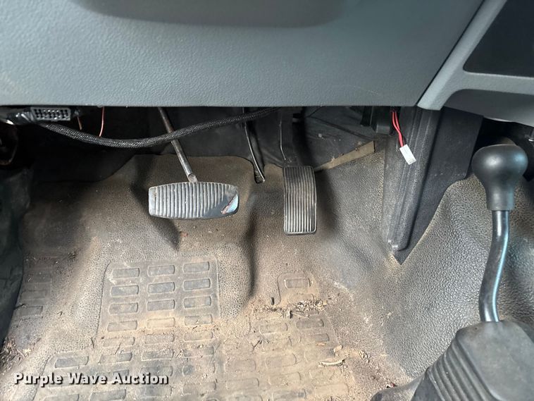 image for item EV5229 2016 Ford F550 SuperCab dump truck