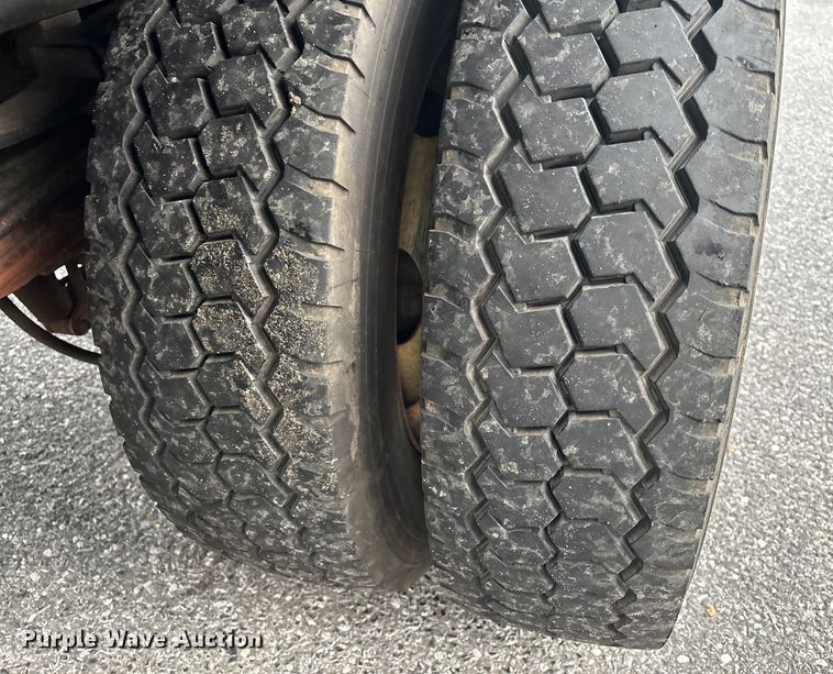 image for item EV5229 2016 Ford F550 SuperCab dump truck