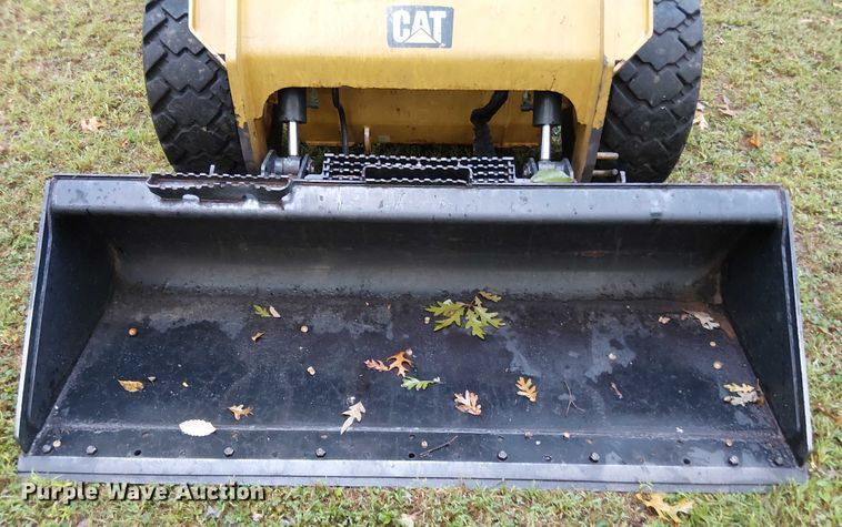 image for item EV5235 2019 Caterpillar 262D skid steer loader