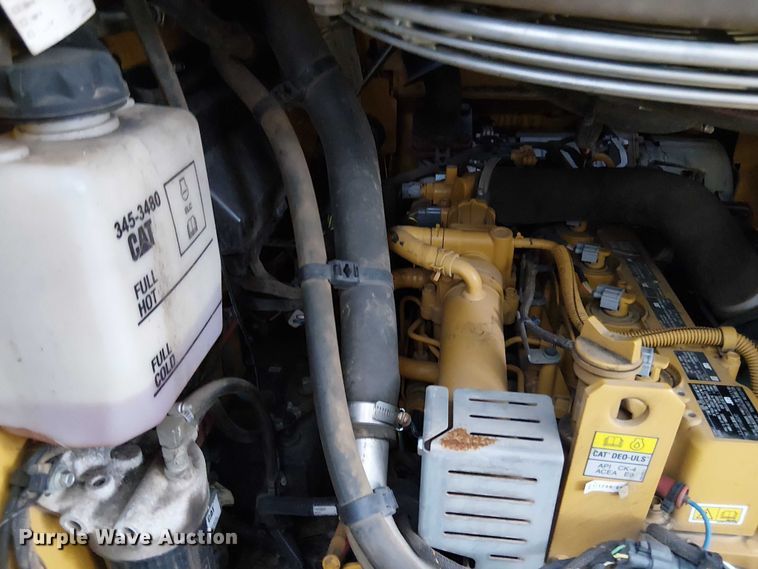 image for item EV5235 2019 Caterpillar 262D skid steer loader