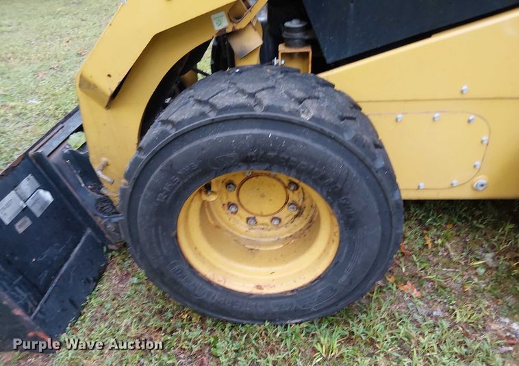 image for item EV5235 2019 Caterpillar 262D skid steer loader