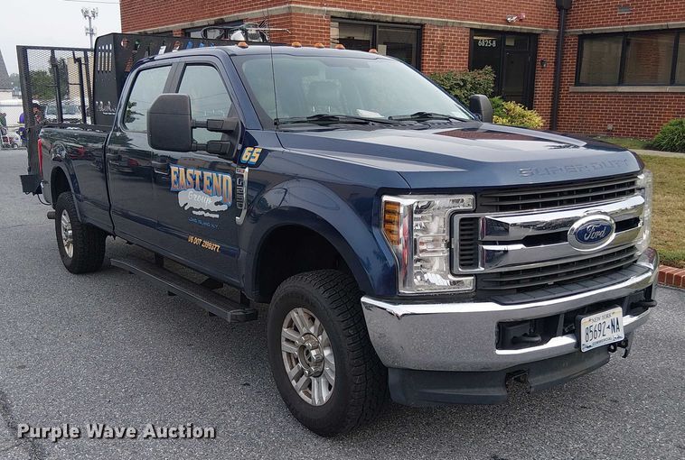 image for item EV5238 2019 Ford F250 Super Duty Crew Cab pickup truck