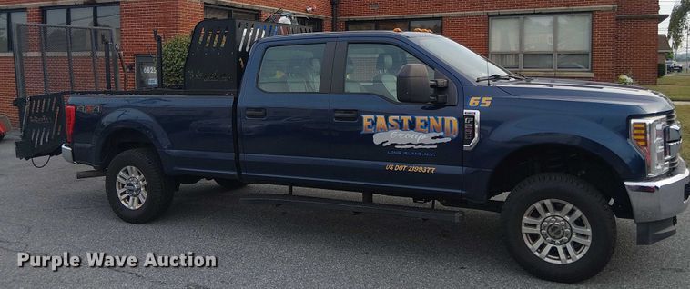 image for item EV5238 2019 Ford F250 Super Duty Crew Cab pickup truck