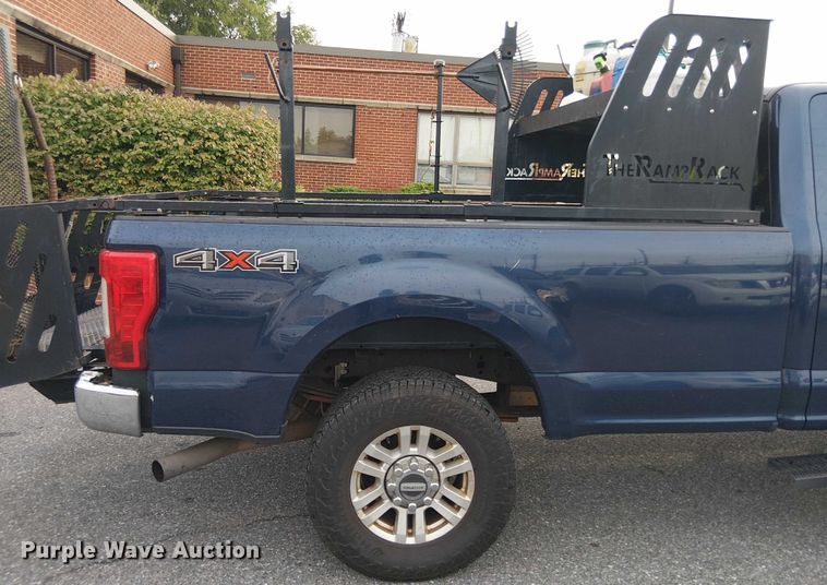 image for item EV5238 2019 Ford F250 Super Duty Crew Cab pickup truck