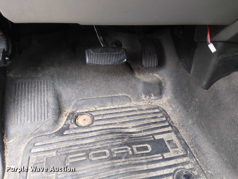 image for item EV5238 2019 Ford F250 Super Duty Crew Cab pickup truck