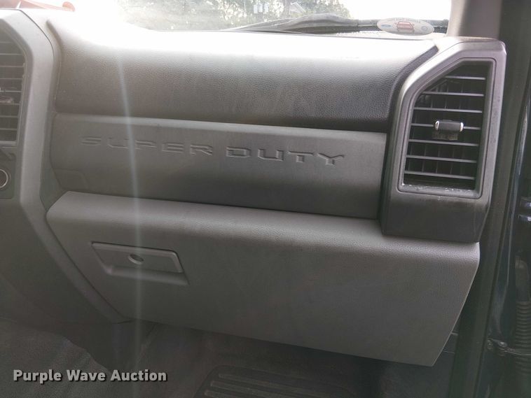 image for item EV5238 2019 Ford F250 Super Duty Crew Cab pickup truck