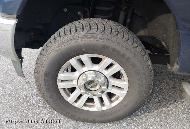 image for item EV5238 2019 Ford F250 Super Duty Crew Cab pickup truck