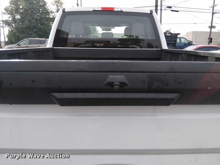 image for item EV5240 2018 Ford F250 Super Duty SuperCab pickup truck