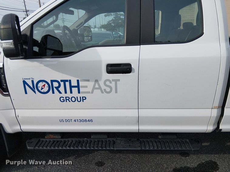 image for item EV5240 2018 Ford F250 Super Duty SuperCab pickup truck