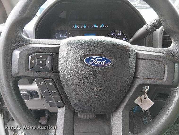 image for item EV5240 2018 Ford F250 Super Duty SuperCab pickup truck