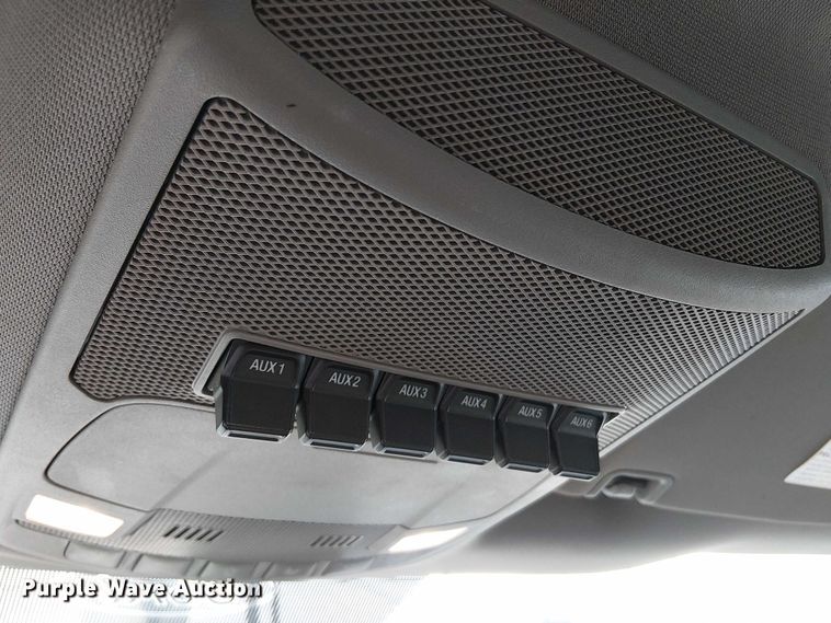 image for item EV5240 2018 Ford F250 Super Duty SuperCab pickup truck