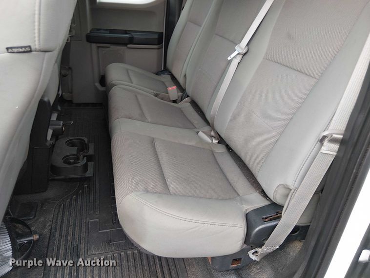 image for item EV5240 2018 Ford F250 Super Duty SuperCab pickup truck