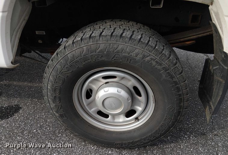 image for item EV5240 2018 Ford F250 Super Duty SuperCab pickup truck