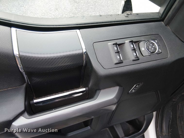 image for item EV5244 2020 Ford F150 SuperCrew pickup truck