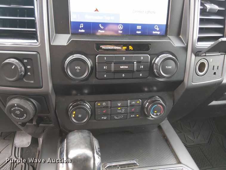 image for item EV5244 2020 Ford F150 SuperCrew pickup truck