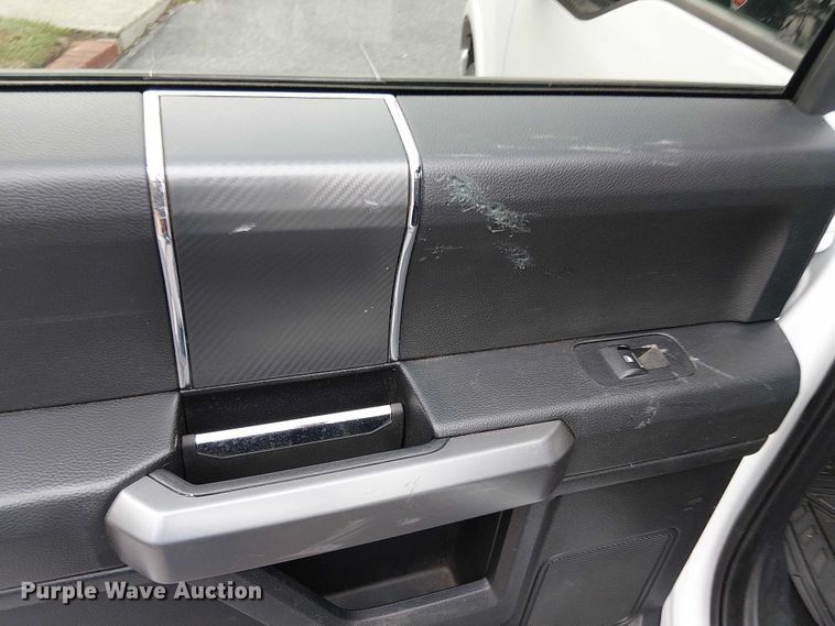 image for item EV5244 2020 Ford F150 SuperCrew pickup truck