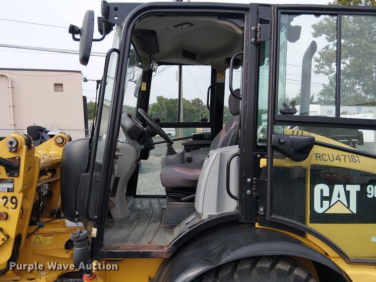 image for item EV5247 2015 Caterpillar 906M wheel loader