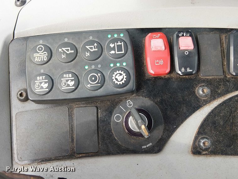 image for item EV5247 2015 Caterpillar 906M wheel loader