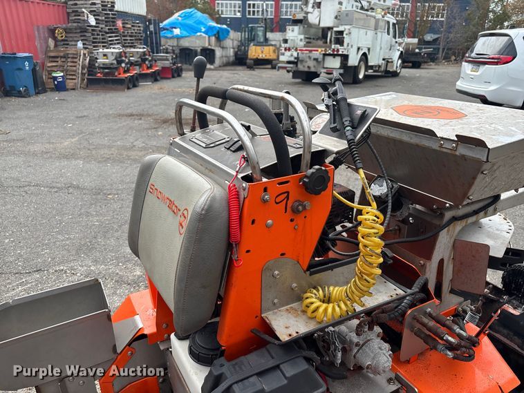 image for item EV5251 Zx4 Snowrator snow pusher