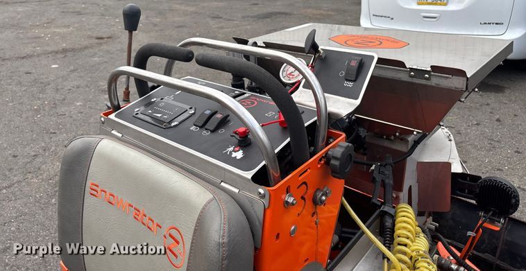 image for item EV5252 Zx4 Snowrator snow pusher