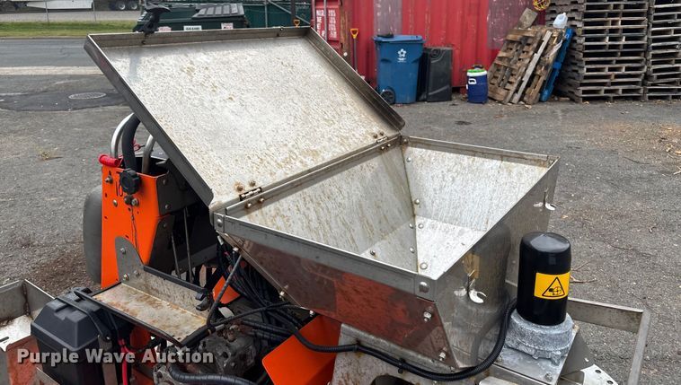 image for item EV5253 Zx4 Snowrator snow pusher