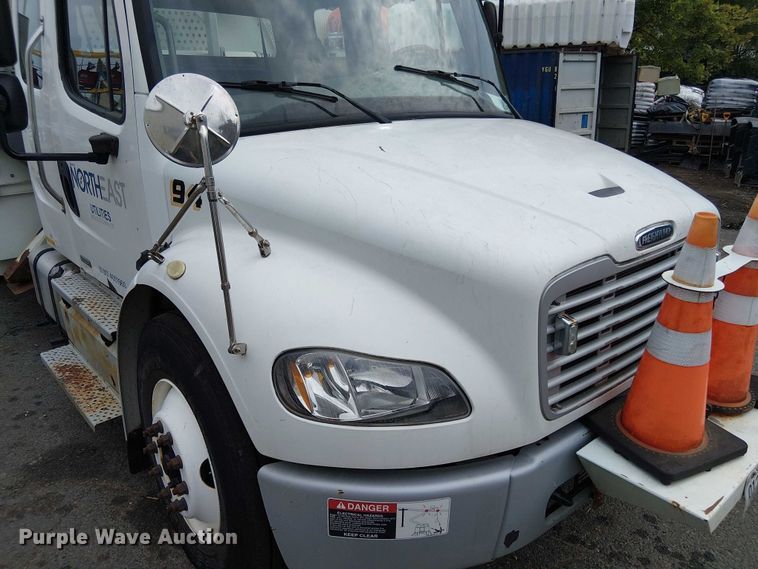 image for item EV5255 2012 Freightliner M2 bucket truck