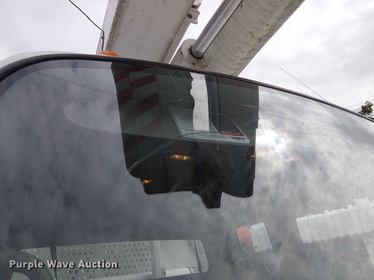 image for item EV5255 2012 Freightliner M2 bucket truck