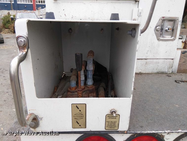 image for item EV5255 2012 Freightliner M2 bucket truck