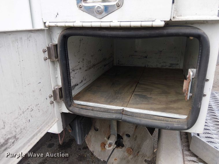 image for item EV5255 2012 Freightliner M2 bucket truck