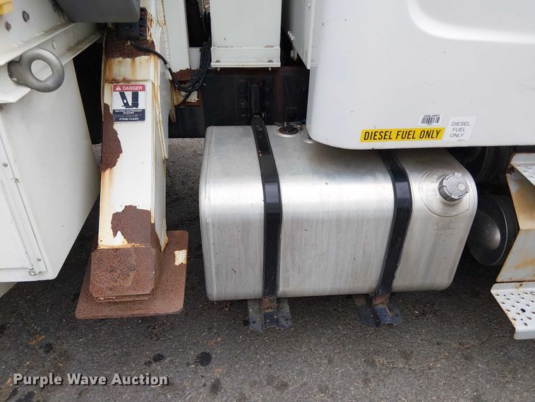 image for item EV5255 2012 Freightliner M2 bucket truck