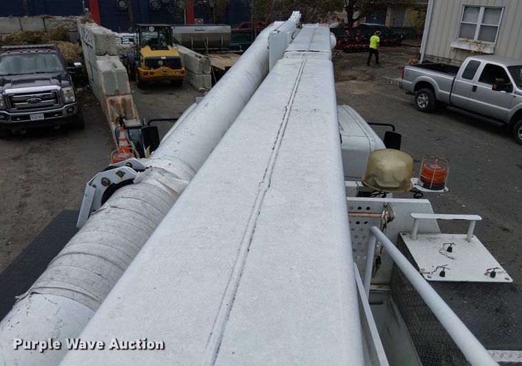 image for item EV5255 2012 Freightliner M2 bucket truck